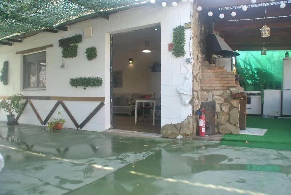 Guest House With Shared Pool. Coria del Río 0*,  Spanien